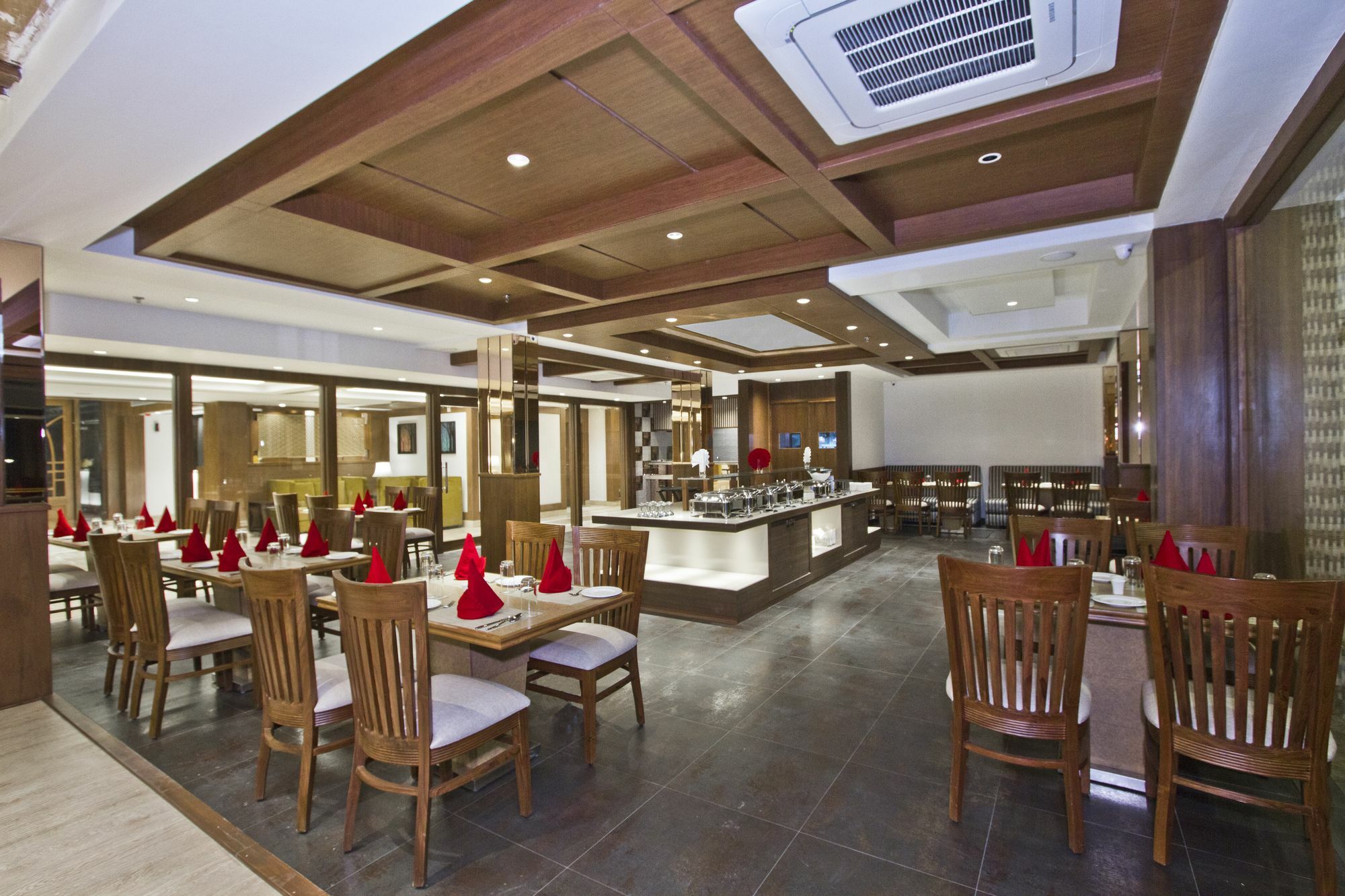Alokik Resort- Pure Veg 马拉里 外观 照片